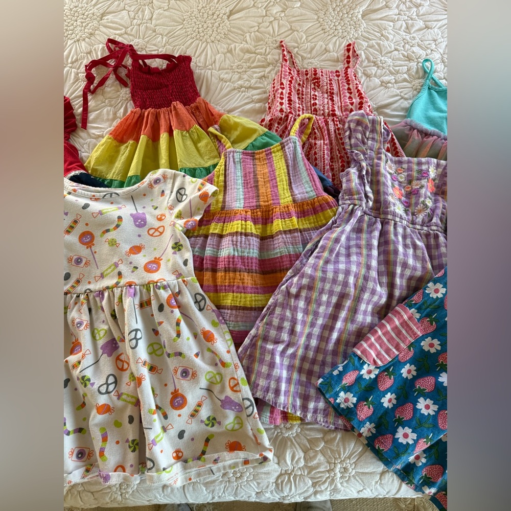 Bundle of 7 Little Girl Dresses - Picture 3 of 16